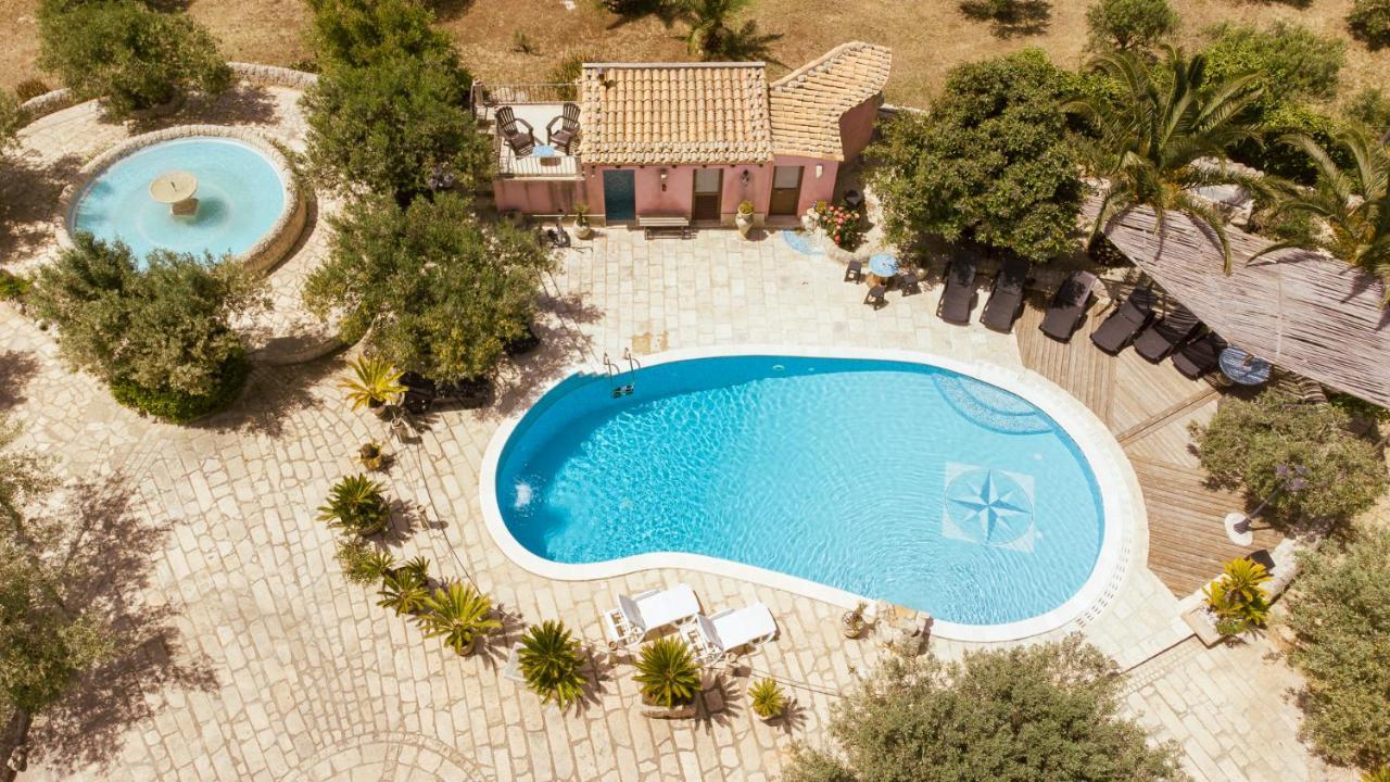 Dependance In Villa Con Piscina Рагуза Екстериор снимка