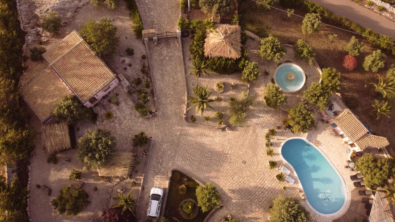 Dependance In Villa Con Piscina Рагуза Екстериор снимка