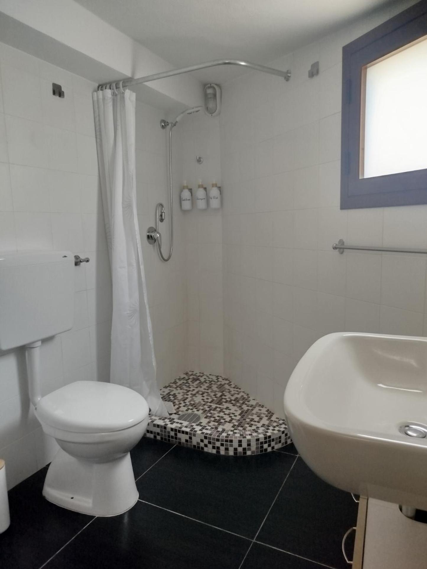 Dependance In Villa Con Piscina Рагуза Екстериор снимка