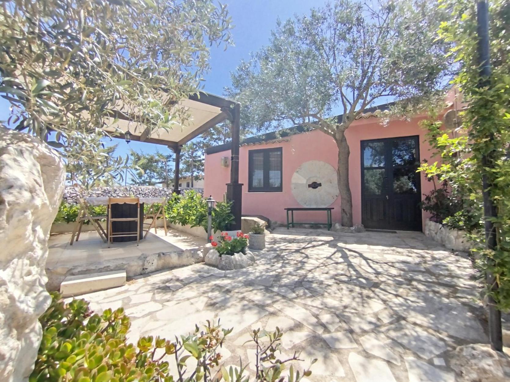 Dependance In Villa Con Piscina Рагуза Екстериор снимка