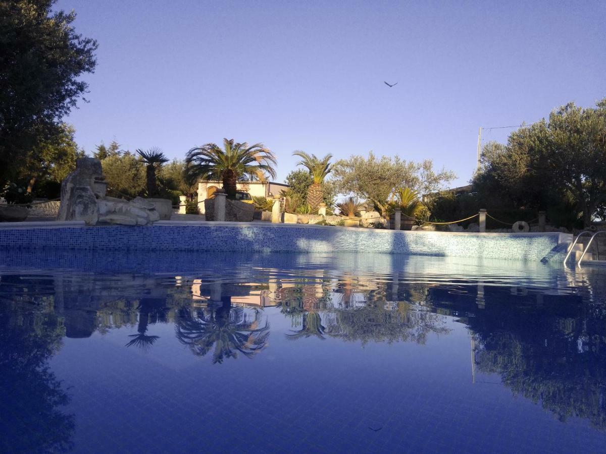 Dependance In Villa Con Piscina Рагуза Екстериор снимка